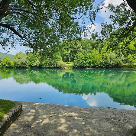 House Bella Semesterbostad *